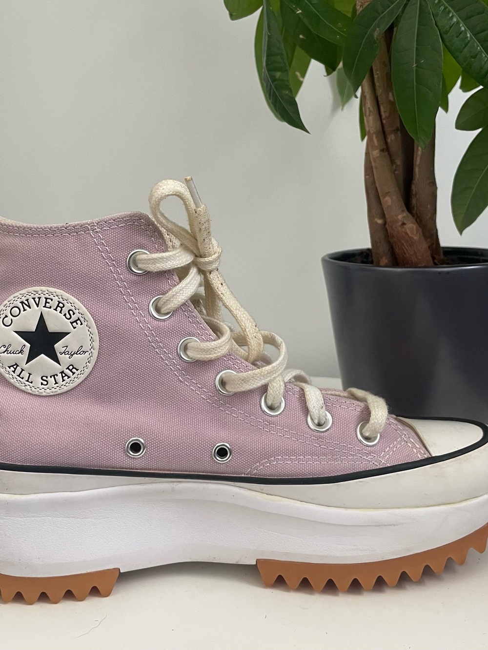 Women Size 7 Converse Run Star Hike Hi Pink Himalayan Salt Platform Shoes